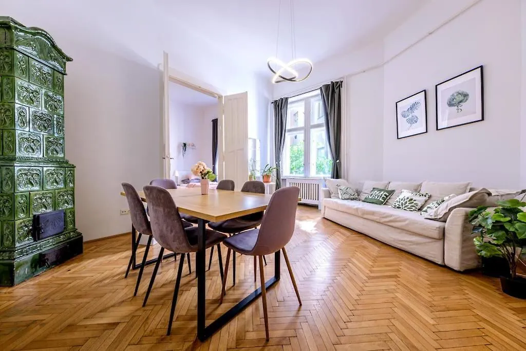 Sunny Apartment On The Buda Side Budapeşte 0*,  Macaristan